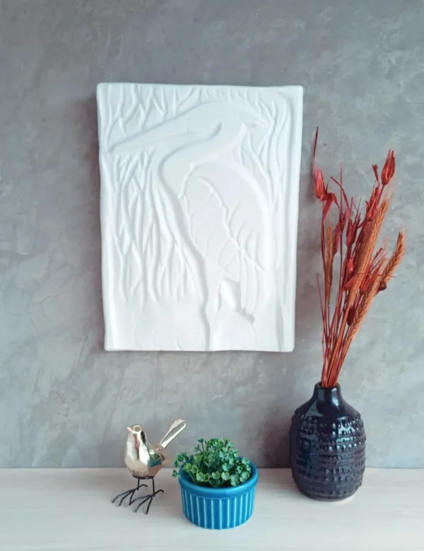 Garça de Gesso Alto Relevo para Pintura em uma Deslumbrante Escultura