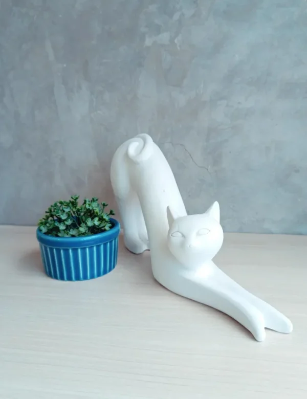 Estatueta Gato de Gesso Cru Alto relevo para Pintar - Elegância Felina em Uma Escultura Delicada!