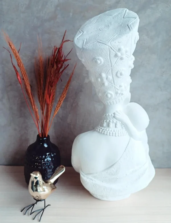 Busto Africana de Gesso com Bebê - Celebração da Maternidade e Cultura! - Imagem 3