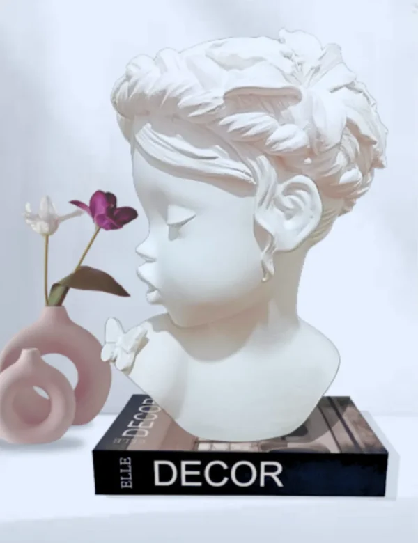 Busto Menina de Gesso Branco Borboleta - Encanto e Delicadeza em uma Escultura Única! - Imagem 2
