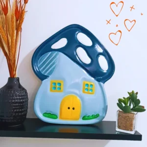 Casa do Cogumelo de Gesso Pintada à Mão – Um Toque de Magia e Cor para Sua Decoração!